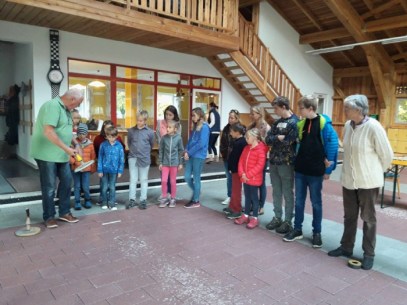 Stockschießen: Es gibt verschiedene Stöcke &copy; M. Löffelberger