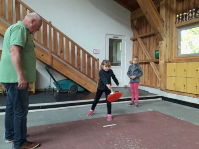 Stockschießen: Früh übt sich, wer ein Meister werden will &copy; M. Löffelberger