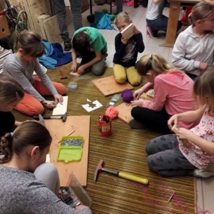 ... bei der Arbeit &copy; Pfarre Mattsee/Löffelberger Maria