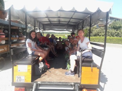 Los geht's mit der Traktorfahrt © Löffelberger