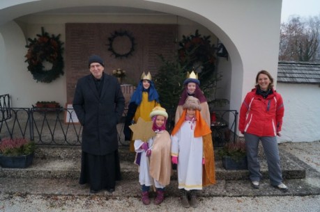 Maria mit ihrer Gruppe © Josef Hofbauer