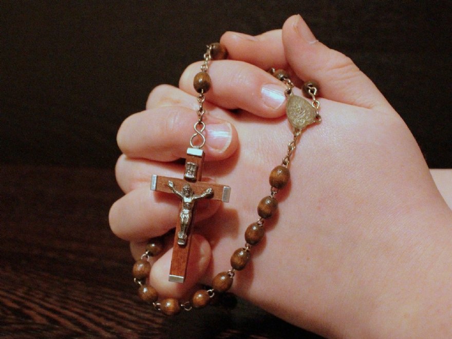 Rosenkranz © Myriams-Fotos, pixabay.com