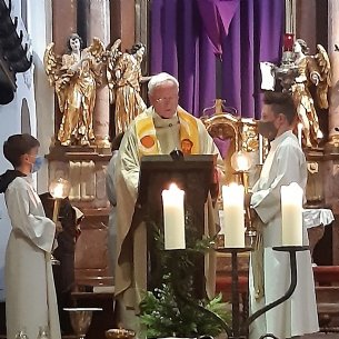 Das Evangelium vom letzten Abendmahl © Löffelberger, Pfarre Mattsee