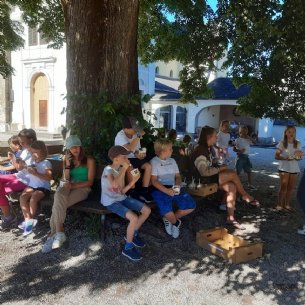 Unter der Linde im Schatten &copy; M. Löffelberger
