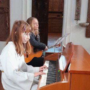 Unsere Musikantinnen Leah und Sandra &copy; M. Löffelberger
