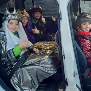 Unterwegs mit dem Auto © Eva Schaumburger