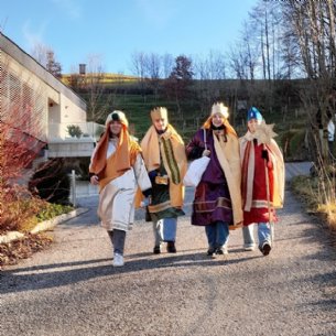 Eine Gruppe der "Altschar" unterwegs in Ramoos © M. Löffelberger