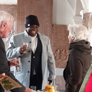 Bei der anschließenden Agape mit Bischof Bolumbu © M. Reiff