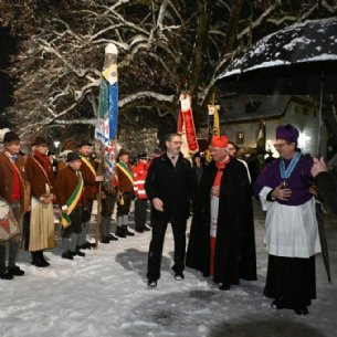 Begrüßung durch die Vereine © Hiwa Haghshi EDS
