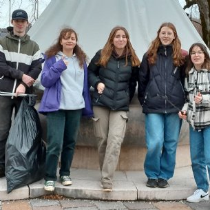 Unsere fleißige "Altschar"-Müllsammler © M.Löffelberger