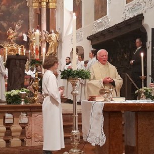 In der Osternacht werden die Speisen geweiht. © M. Löffelberger