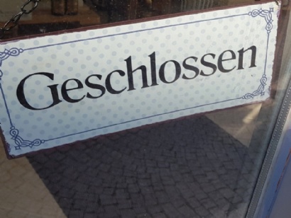 Pfarrkanzlei wegen Urlaub geschlossen