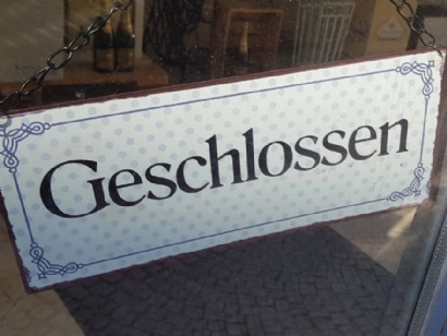 Pfarrkanzlei wegen Urlaub geschlossen.