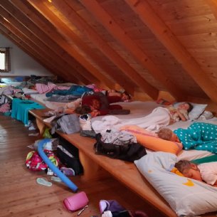 Endlich alle26 Kinder im Bett &copy; Maria Löffelberger