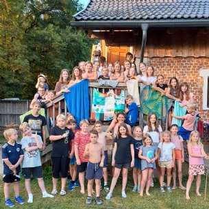 Unsere bunte Lagergruppe 2023 &copy; Maria Löffelberger