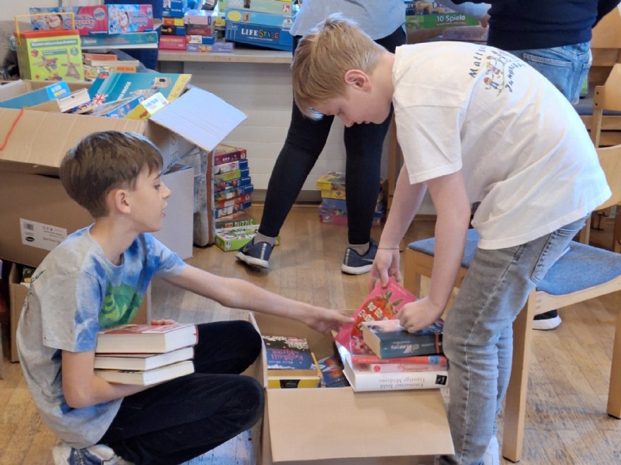 JS_Bücher © Pfarre_Löffelberger