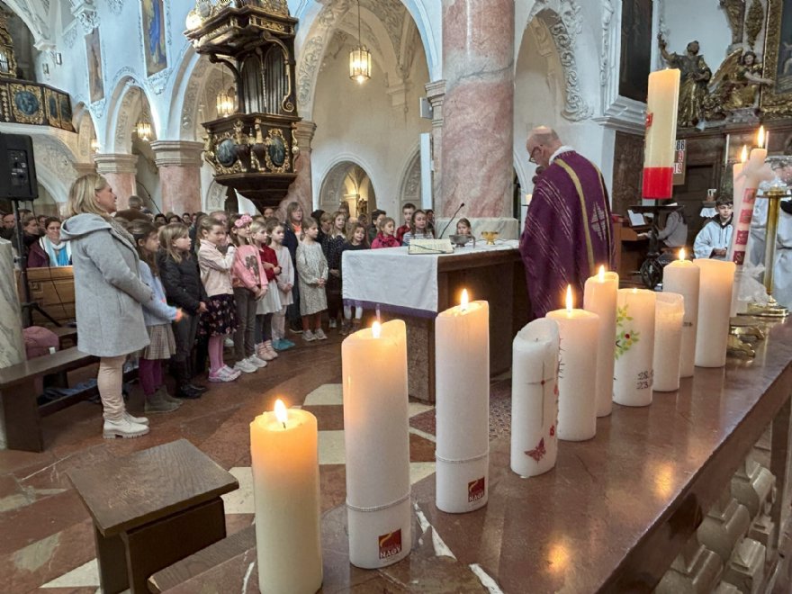 Erstkommunion-Vorstellungsgottesdienst 2024 © LaimerC
