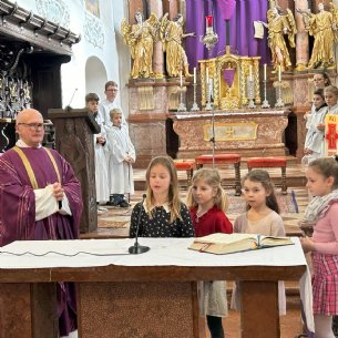 Erstkommunion-Vorstellungsgottesdienst 2024 © LaimerC