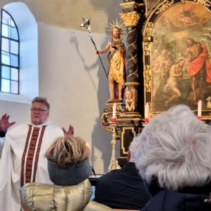 Andacht im Salvenkirchlein © MM