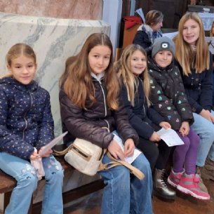 Jungscharkinder bei der Christkönigsmesse © Pfarre Mattsee-Löffelberger