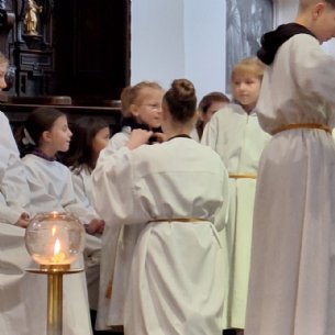 ... und eingekleidet © Pfarre Mattsee-Löffelberger