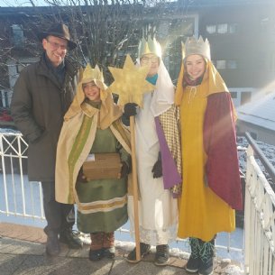 Sternsinger unterwegs © Pfarre Mattsee_privat