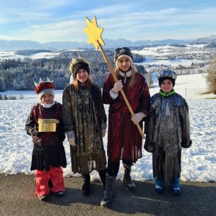 Sternsinger unterwegs © Pfarre Mattsee_privat