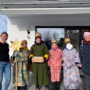 Sternsinger unterwegs © Pfarre Mattsee_privat