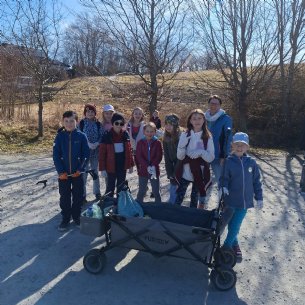 Müll sammeln Jungschar &copy; Pfarre_ML