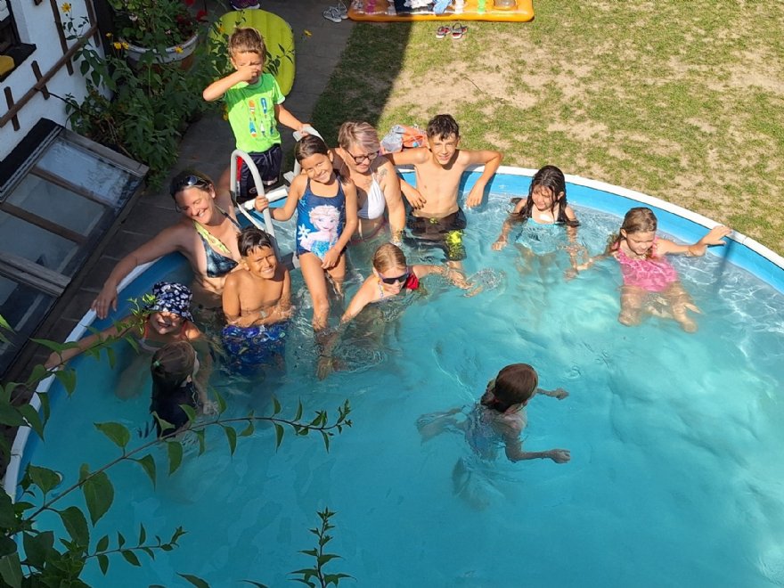 Blumen pflücken © Pfarre_ML