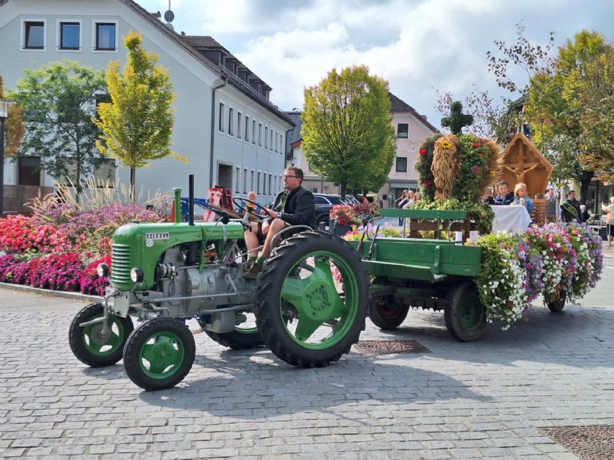 Pfarrerinstallierung, Erntedank und Pfarrfest 2025 © ML