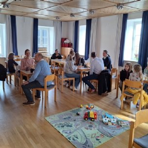 Familienmesse mit anschließendem Pfarrkaffee © ML