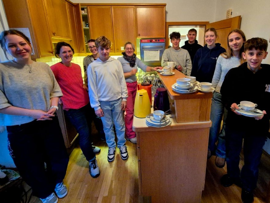 Roratefrühstück, organisiert von der Altschar © ML