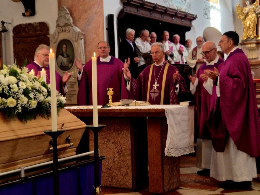 Begräbnis Msgr. Peschke &copy; MM