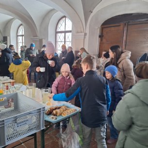 Umtrunk nach der Sternsingermesse am 6.1.2026 © LM