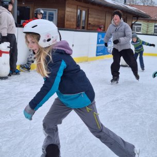 Eislaufen in Obertrum &copy; ML