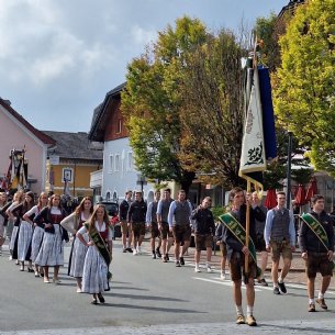 Erntedank- und Pfarrfest 2025 mit Pfarrerinstallierung © ML