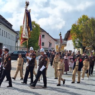 Erntedank- und Pfarrfest 2025 mit Pfarrerinstallierung © ML