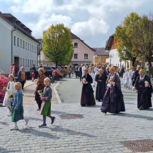 Erntedank- und Pfarrfest 2025 mit Pfarrerinstallierung © ML