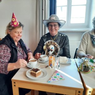 Faschingspfarrkaffee des Sozialkreises &copy; EL