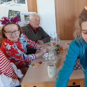 Faschingspfarrkaffee des Sozialkreises &copy; EL