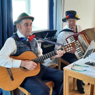 Faschingspfarrkaffee des Sozialkreises &copy; EL