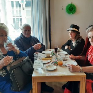 Faschingspfarrkaffee des Sozialkreises &copy; EL