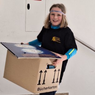 Bücherflohmarkt-Aufbau &copy; ML