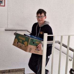 Bücherflohmarkt-Aufbau &copy; ML