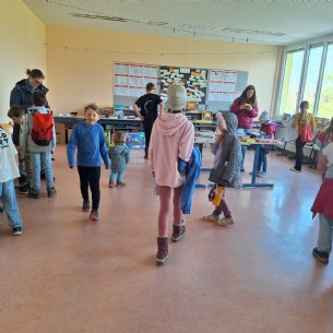 Bücherflohmarkt 2026 in der Mittelschule Mattsee &copy; ML