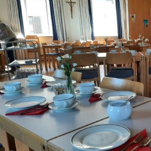 Pfarrkaffee mit Bildern von der Fischerei