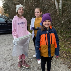 Müllsammeln der Minis- und Jungscharkinder &copy; M.L.